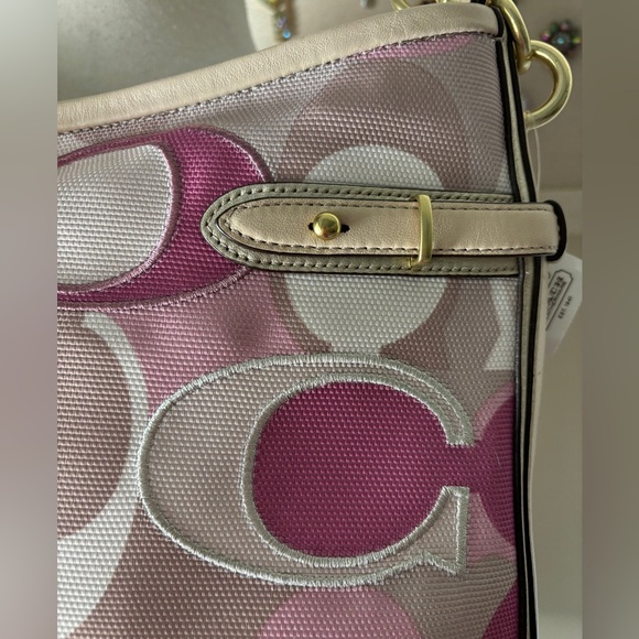 NWT Coach Colette Hobo Pink, Cream, Tan Bag Purse #16441 - Picture 5 of 16